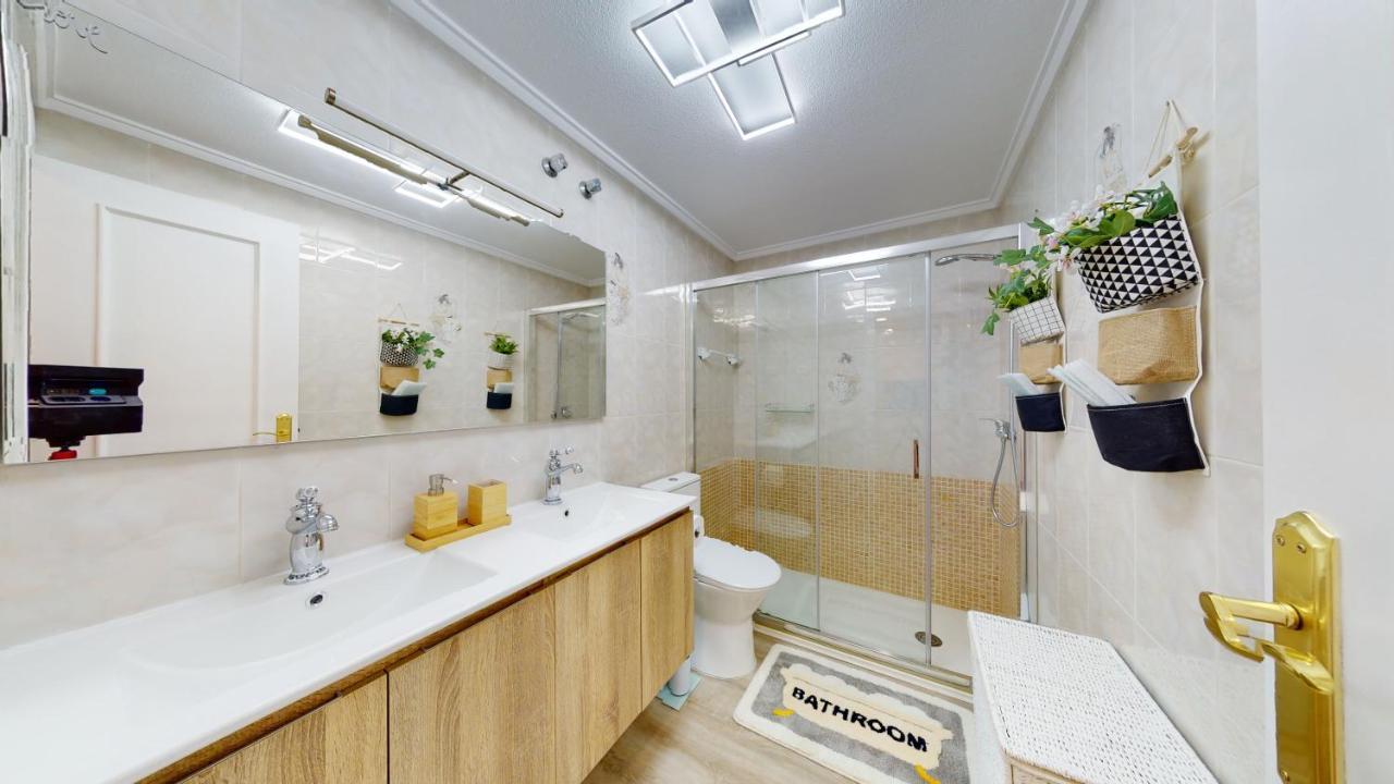 Apartament Pedro Lorca Torrevieja Zewnętrze zdjęcie