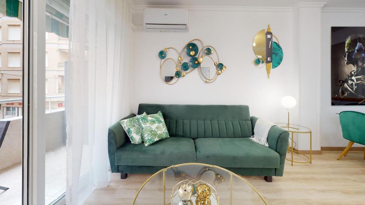 Apartament Pedro Lorca Torrevieja Zewnętrze zdjęcie
