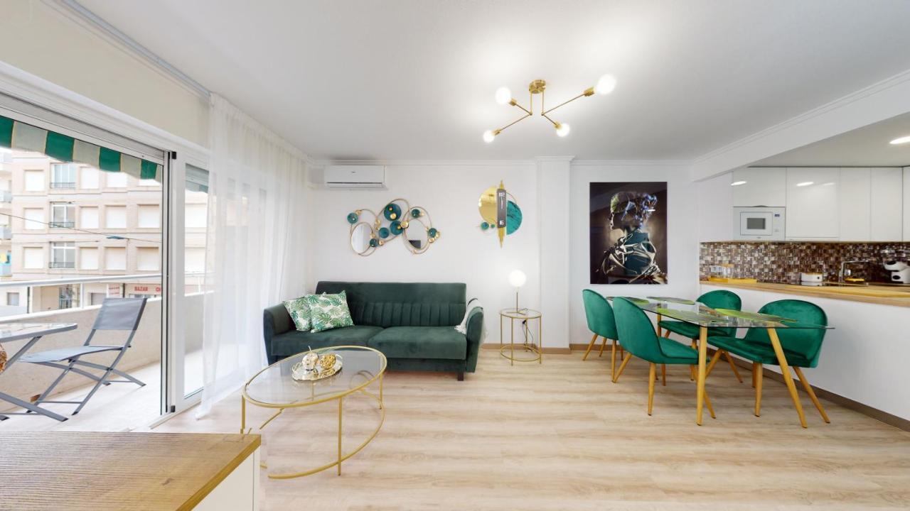 Apartament Pedro Lorca Torrevieja Zewnętrze zdjęcie