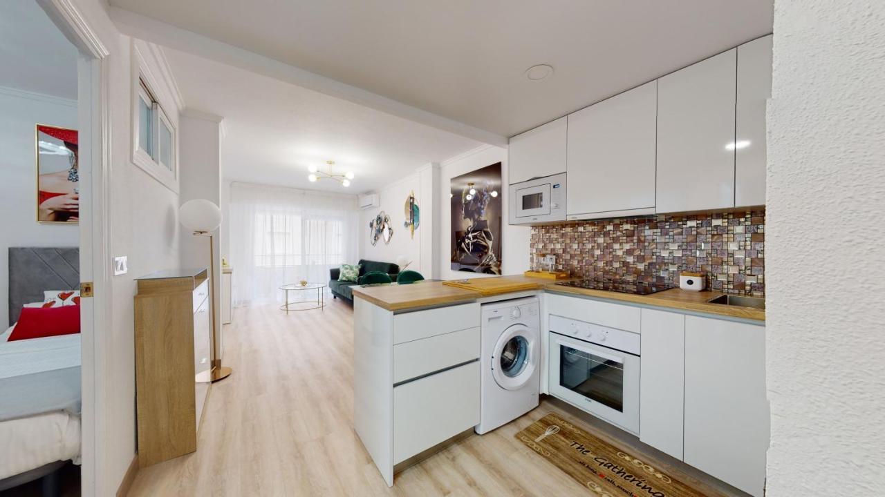 Apartament Pedro Lorca Torrevieja Zewnętrze zdjęcie