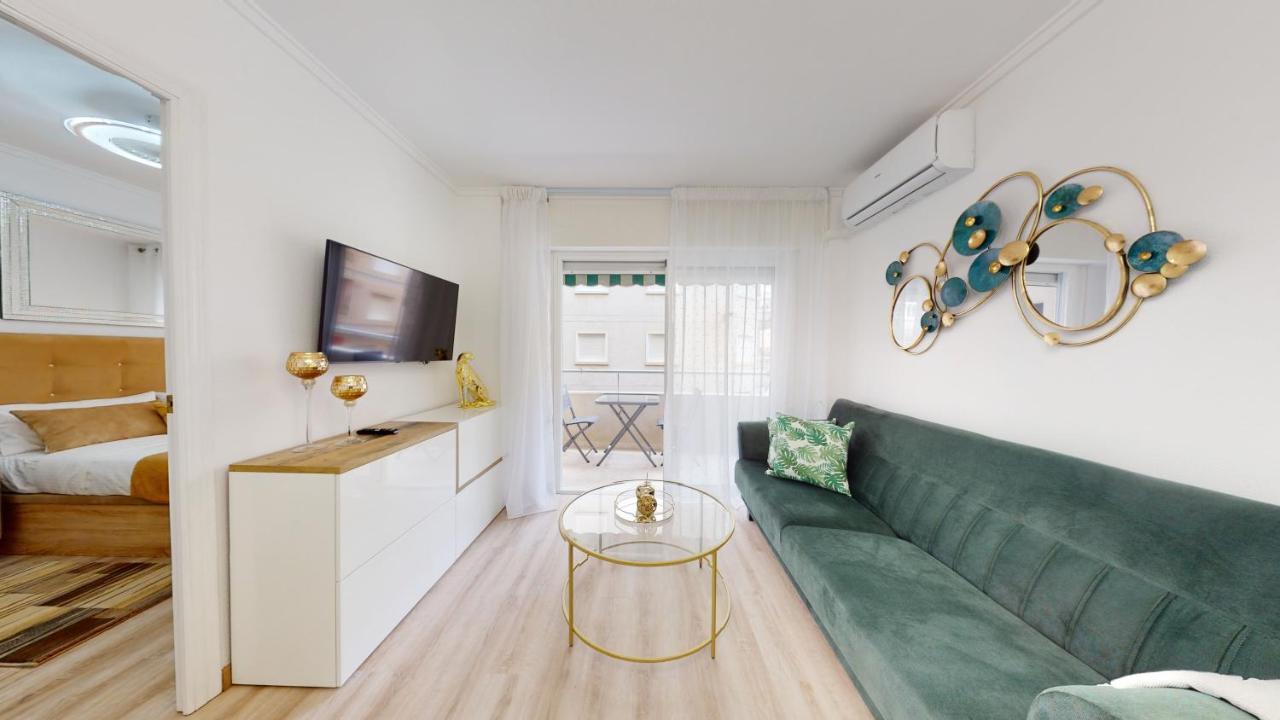 Apartament Pedro Lorca Torrevieja Zewnętrze zdjęcie